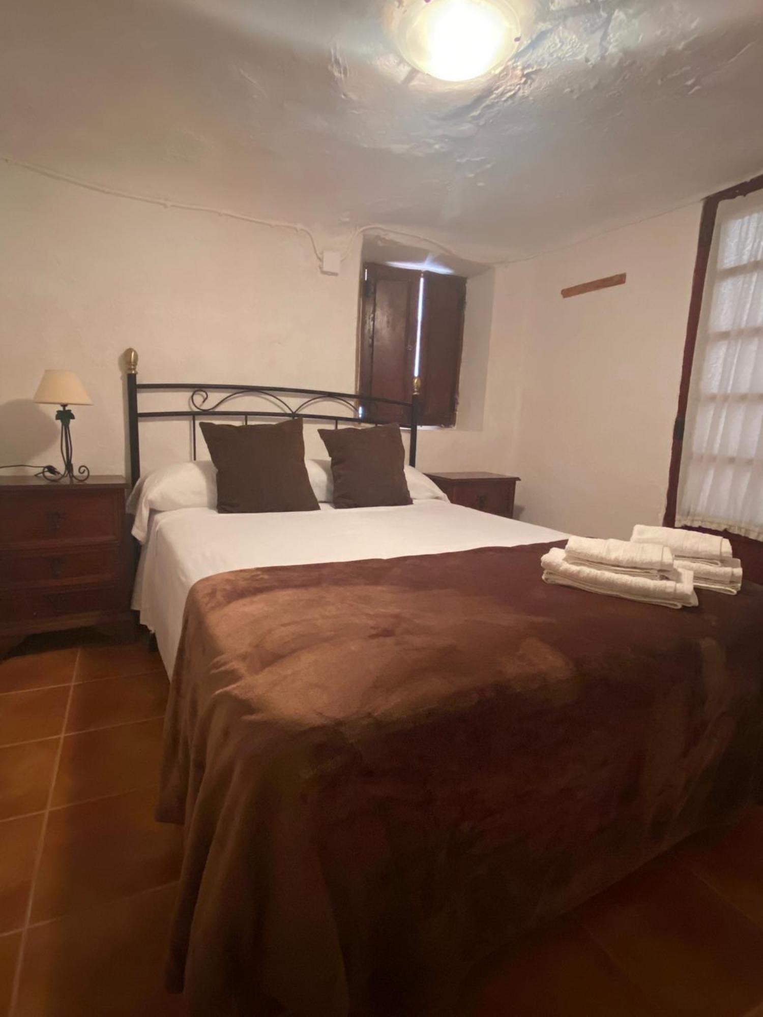 Ferienwohnung La Cueva Delola Alcala del Jucar Exterior foto
